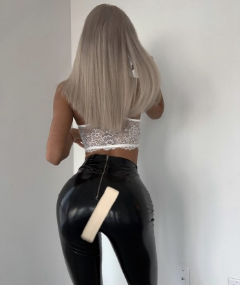 😍
Я знаю, как подарить тебе незабываемые моменты и удовлетворить все твои желания. Мои услуги включают классический секс, эротический массаж и многое другое, которые превратят наше время в настоящую феерию наслаждения. 😈🔥
Я умею слушать, общаться и создавать атмосферу истинной интимной близости, в которой ты почувствуешь себя особенным. В моем прекрасном городе Москве мы можем провести время в роскоши отеля или страстно забыть обо всем в моем уютном апартаменте. 🏩
Мои гости говорят, что я непревзойденна в своем искусстве доставлять удовольствие. Узнай сам, почему меня так высоко ценят, и пойми, что я готова подарить тебе то, чего ты ищешь. 😉❤️
Доверься моим мягким рукам и нежным прикосновениям. Позволь мне сделать твои самые смелые мечты реальностью. Не теряй время, приходи ко мне и окунись в океан страсти и наслаждения. 🌊💫
📸 На фото реальная я, без фотошопа! Отзывы о моей работе ты найдешь на моей странице в✨Instagram✨. Жду твоего звонка, чтобы подарить тебе незабываемые мгновения. До скорых встреч в Москве! 🌆💕 Ева